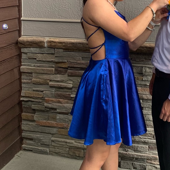 (XS) Blue Homecoming/Formal Dress - Picture 3 of 3